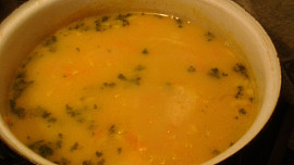 Lehká dietní rybí polévka z rybích filetů