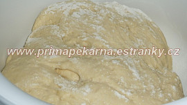Máslové croissanty s omládkem