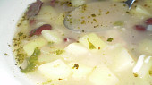 Ovarová polévka s bramborami a fazolemi