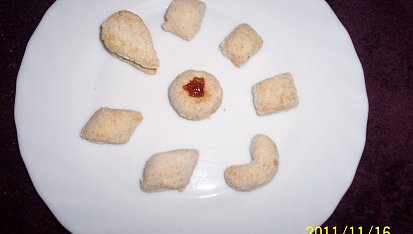 Ovesné špalíčky, Z těsta lze dělat i rohlíčky, důlkové koláčky, slepované tvary, ...