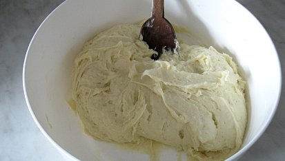 Sváteční vánočka bez lepku, mléka a vajec