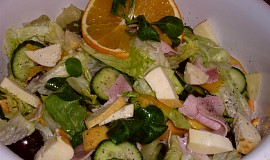 Tropický salát