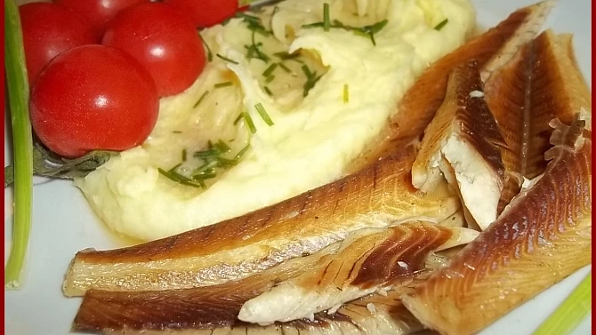 Zapečené uzené ryby v originálním koření /lze udělat doma/, Zapečené uzené ryby