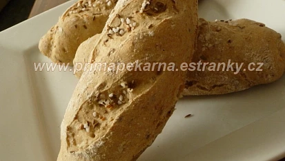 Černé rohlíky ála kornspitz