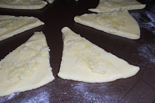 potřeme česnekem