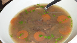 Čočkovo-houbová polévka