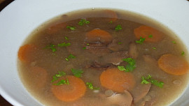 Čočkovo-houbová polévka