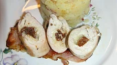 Kuřecí prsa plněná mozzarellou a sušenými rajčaty