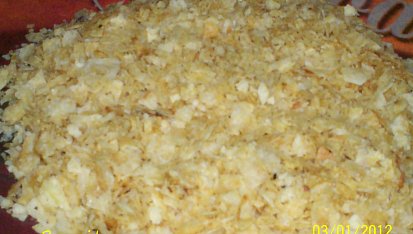 Kureci prsicka ze dvou ingredienci, Chipsy rozdrtime na male kousky