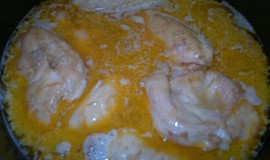 Plněné kuřecí s pikantní  smetanovou omáčkou