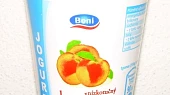 Skořicová buchta s ovocem, tento jogurt 2x