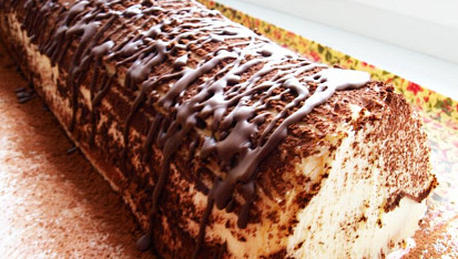 Tiramisu roláda s Mascarpone, a tak to vypadá, když není čas ani chuť zdobit :-(