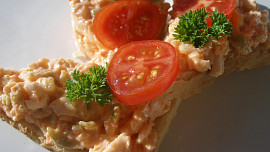 Vajíčková pomazánka s treskou a la losos