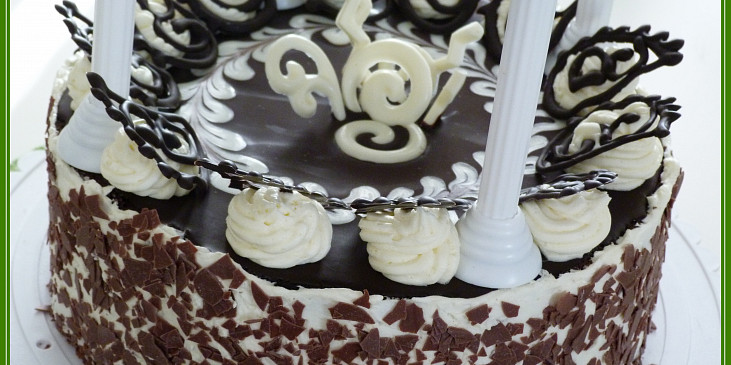 Čokoládový dvoupatrový dort