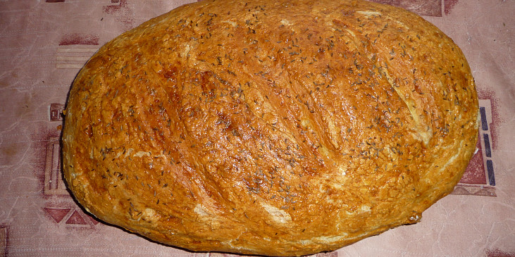 Domácí kmínový chleba (je z něj trošku větší placka)