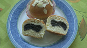 Makové muffiny s mandlemi