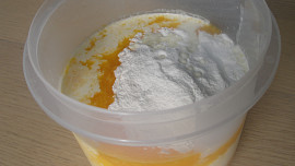 Mandarinková roláda bez mouky