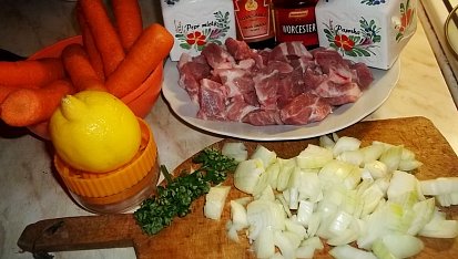 Marinované vepřové s mrkví, ingredience...