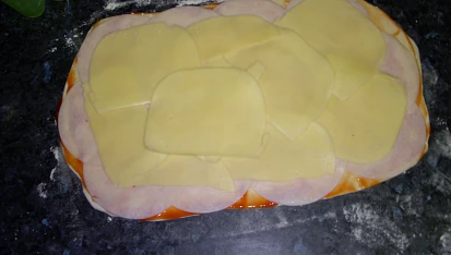 Mini pizza šneky z listového těsta