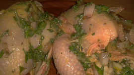 Pečené  minikuřátko  na bylinkách s citrónovou chutí