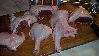 Pomalejší výtečná pečeně kachny a kuřete na zázvoru a citronu, naporcujeme na menší porce.....