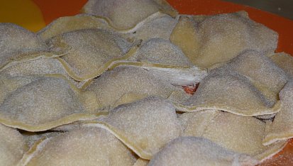 Ravioli plněné hovězím masem ve smetanové omáčce