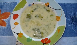 Salátová polévka s koprem