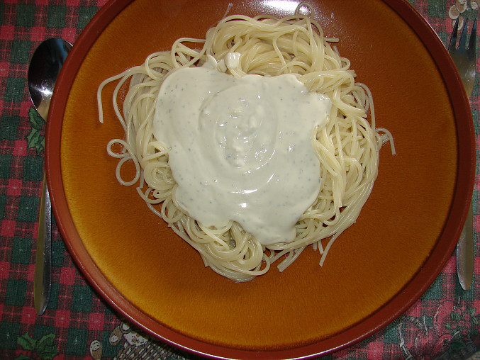 Špagety se sýrovou omáčkou II