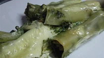 Zapečené cannelloni se špenátovou směsí