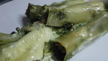 Zapečené cannelloni se špenátovou směsí