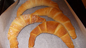 Hotové croissanty z plechovky