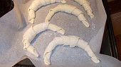 Hotové croissanty z plechovky
