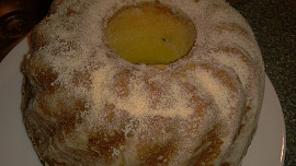 Jablíčkovo-brusinkovo-kokosová bábovka