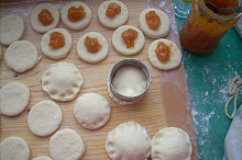 Stejný recept ale malé koblížky pro koledníky na Masopůst