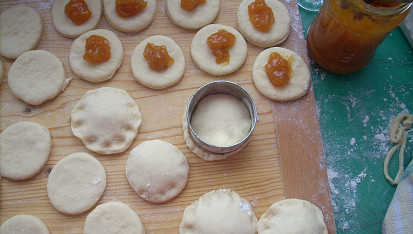 Koblihy z majonézy, Stejný recept ale malé koblížky pro koledníky na Masopůst
