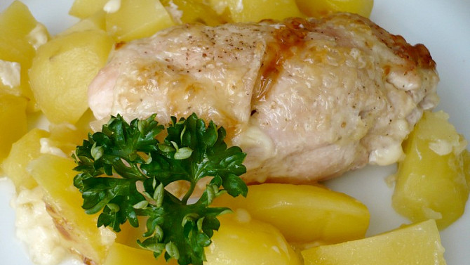 Kuřecí rolky pečené s bramborami - dietní