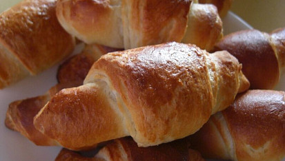 Máslové croissanty s omládkem