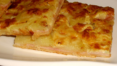 Slaný koláč s brambory