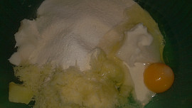 Špenátové houby za mřížemi