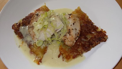 Steak s hořčičnou omáčkou a švýcarskými rösti