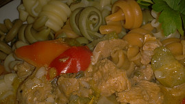 Telecí  plec na tymiánu a barevných paprikách