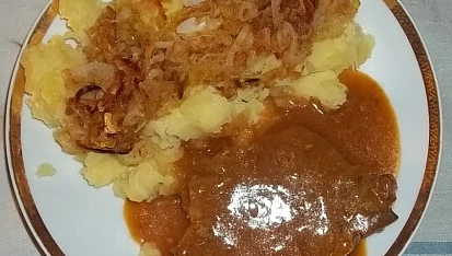 Vepřová krkovice s gulášovou šťávou
