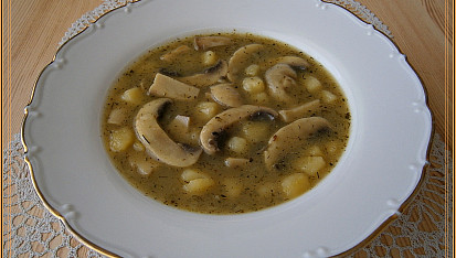 Žampionovo-bramborová polévka