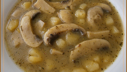 Žampionovo-bramborová polévka