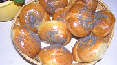 Babiččiny "startovací" žemličky (jinak housky) (Babiččiny startovací žemlička)