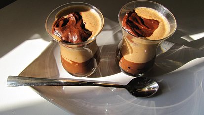 Černobílá čokoládová pěna MOUSE AU CHOCOLAT