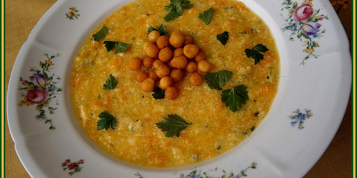 Jemná česnekovo sýrová polévka