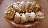 Jugoslávské česnekové koláčky
