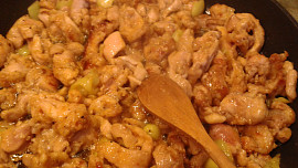 Kuřecí prsíčka s petrželkou a kapary