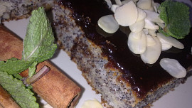 Lahodné řezy z máku a jablíček